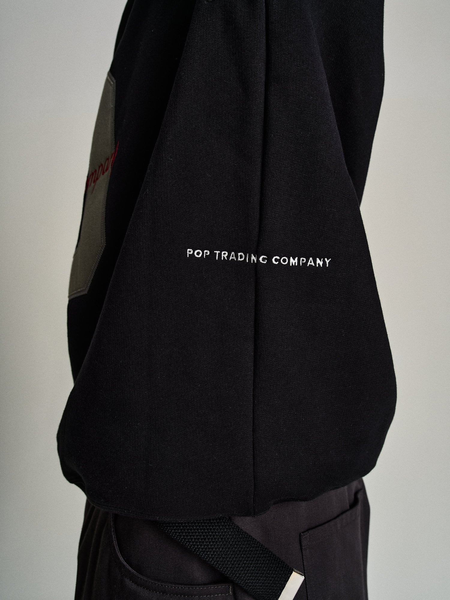 Pop College Crewneck Sweat Black