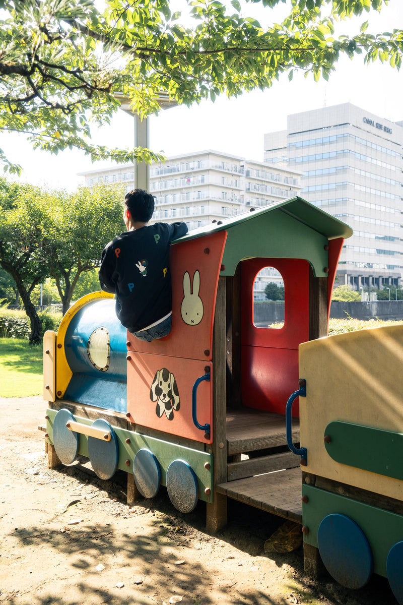 Pop & Miffy Crewneck Black