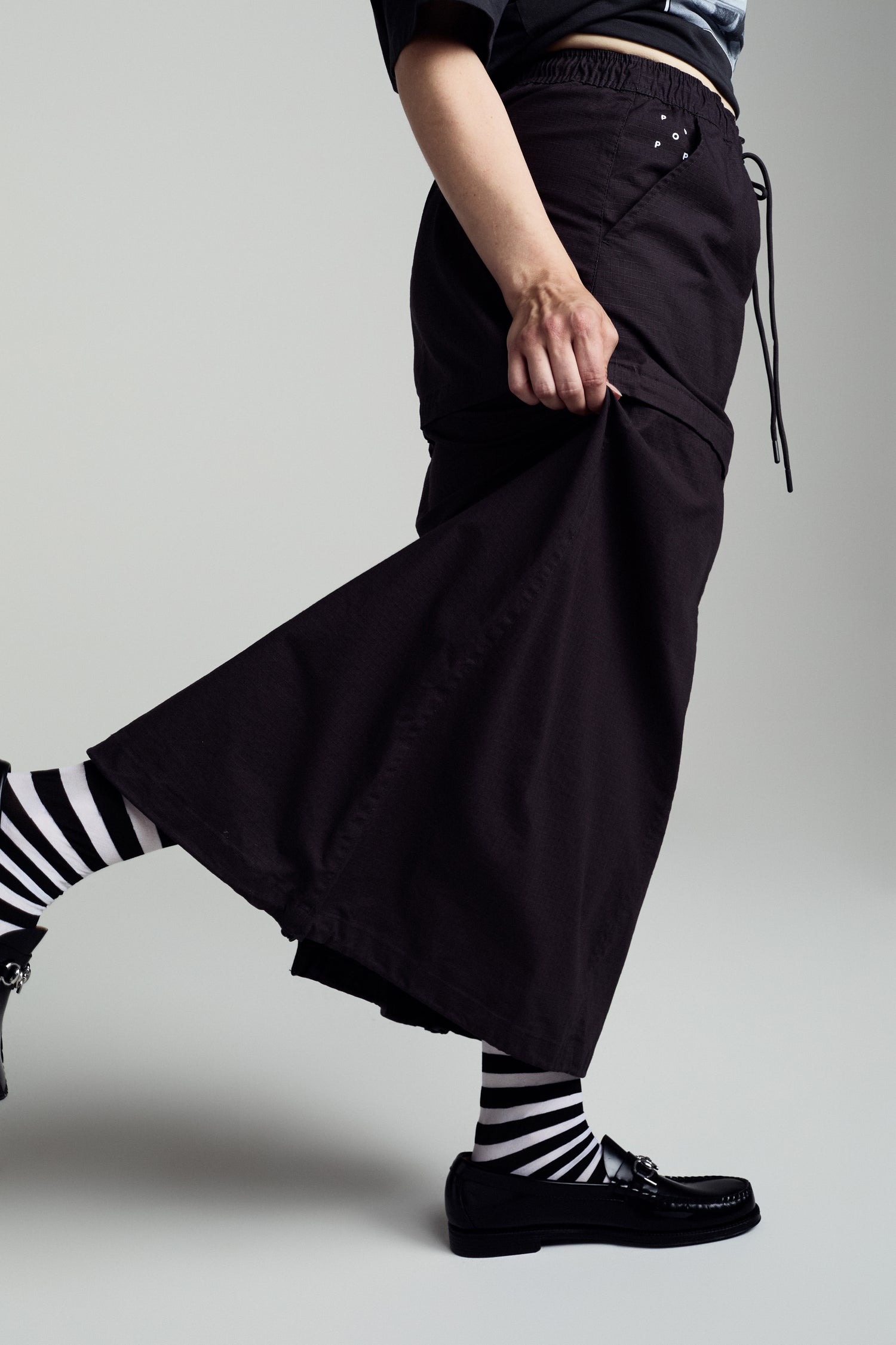 POP Sophie Zip Off Skirt Anthracite