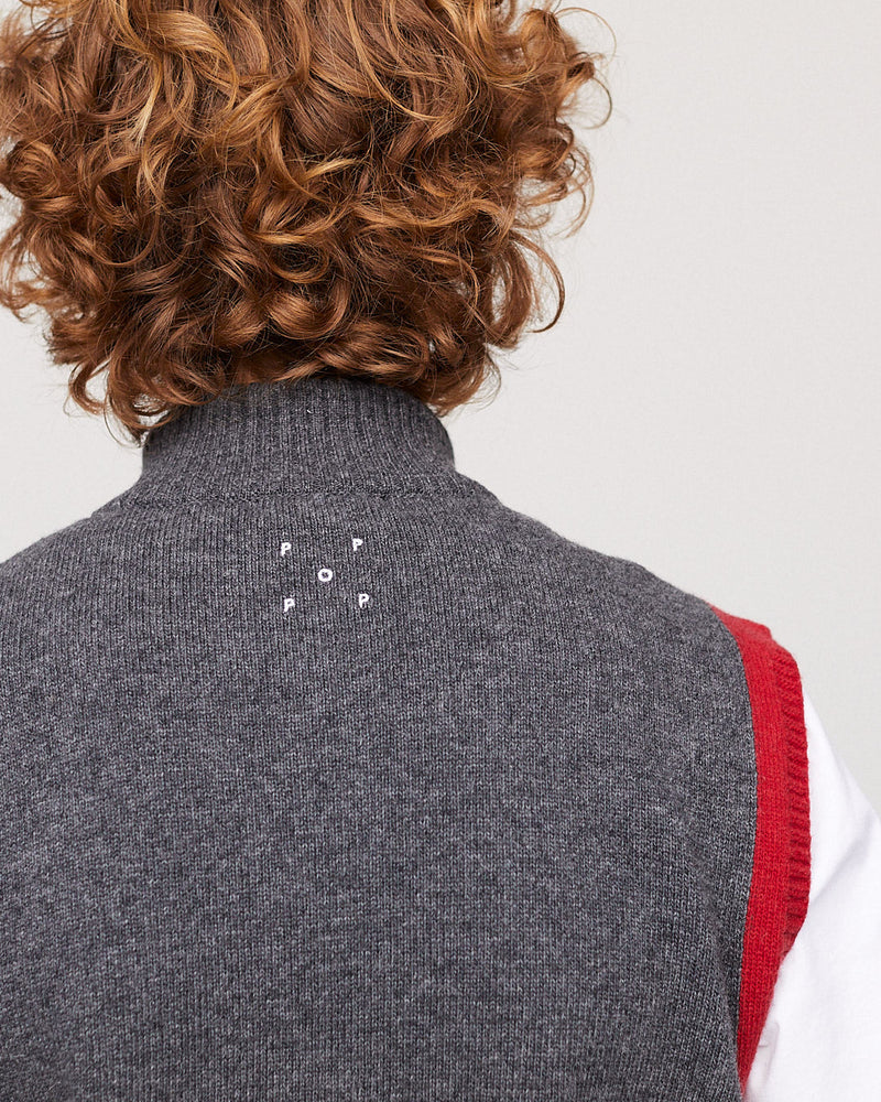 Pop Halfzip Knitted Vest Charcoal/Rio Red