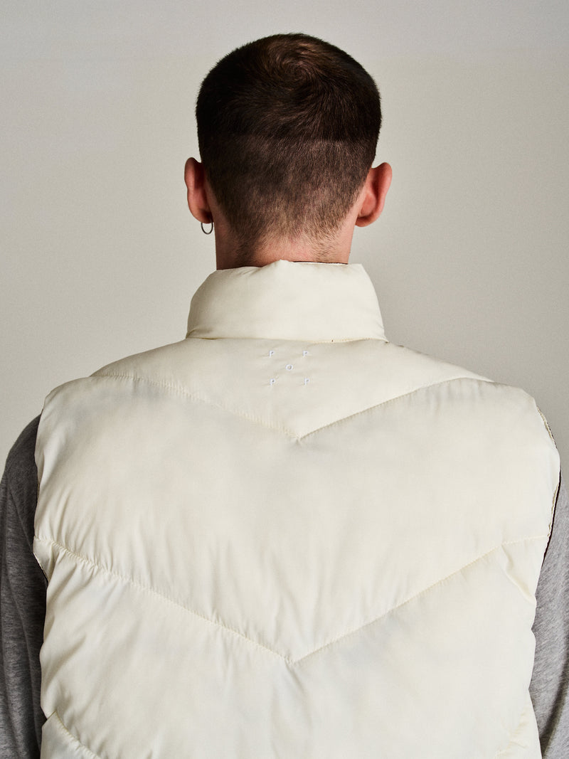 Pop Quilted Reversible Vest Fudge/Off White