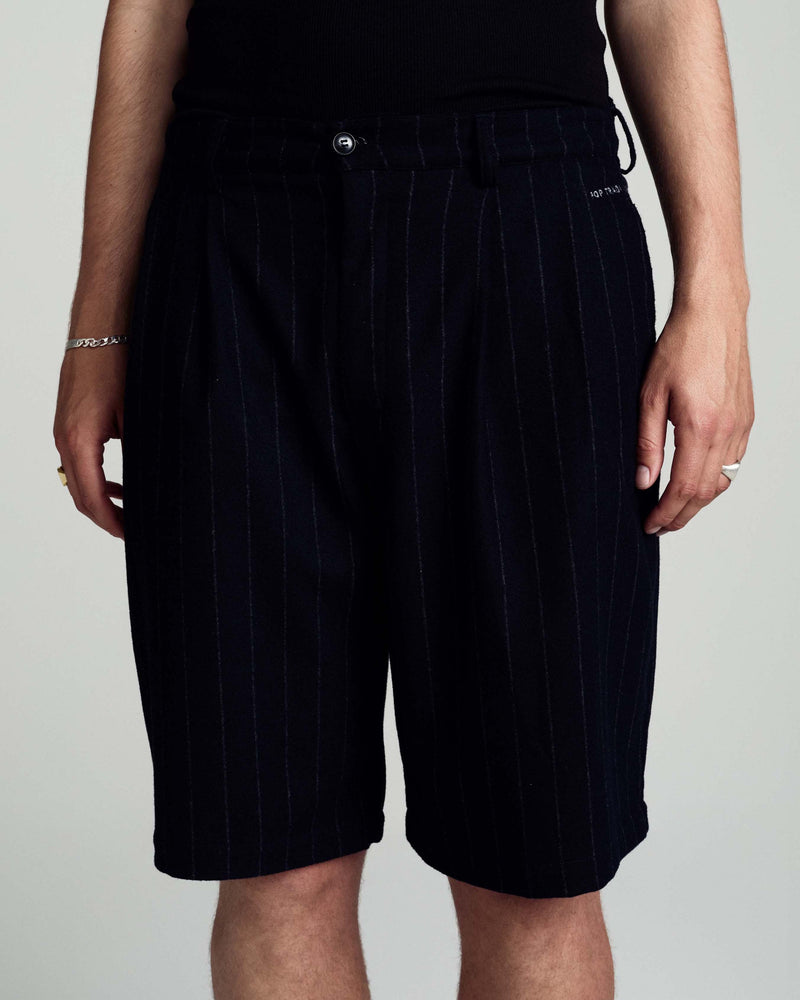 Pop Pinstripe Suit Short Navy/Grey